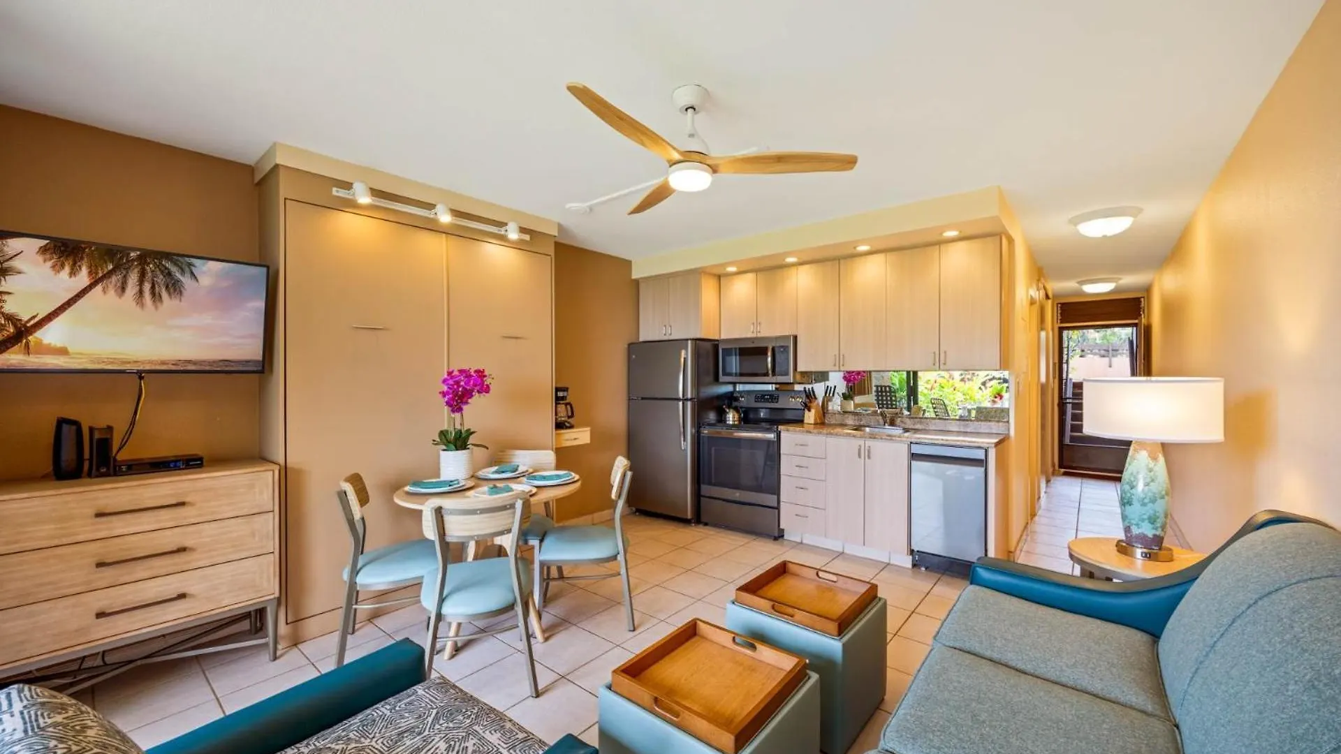 Kuleana Club #701 Oceanfront - 1 Bedroom 1 Bathroom - Ground Floor Kahana