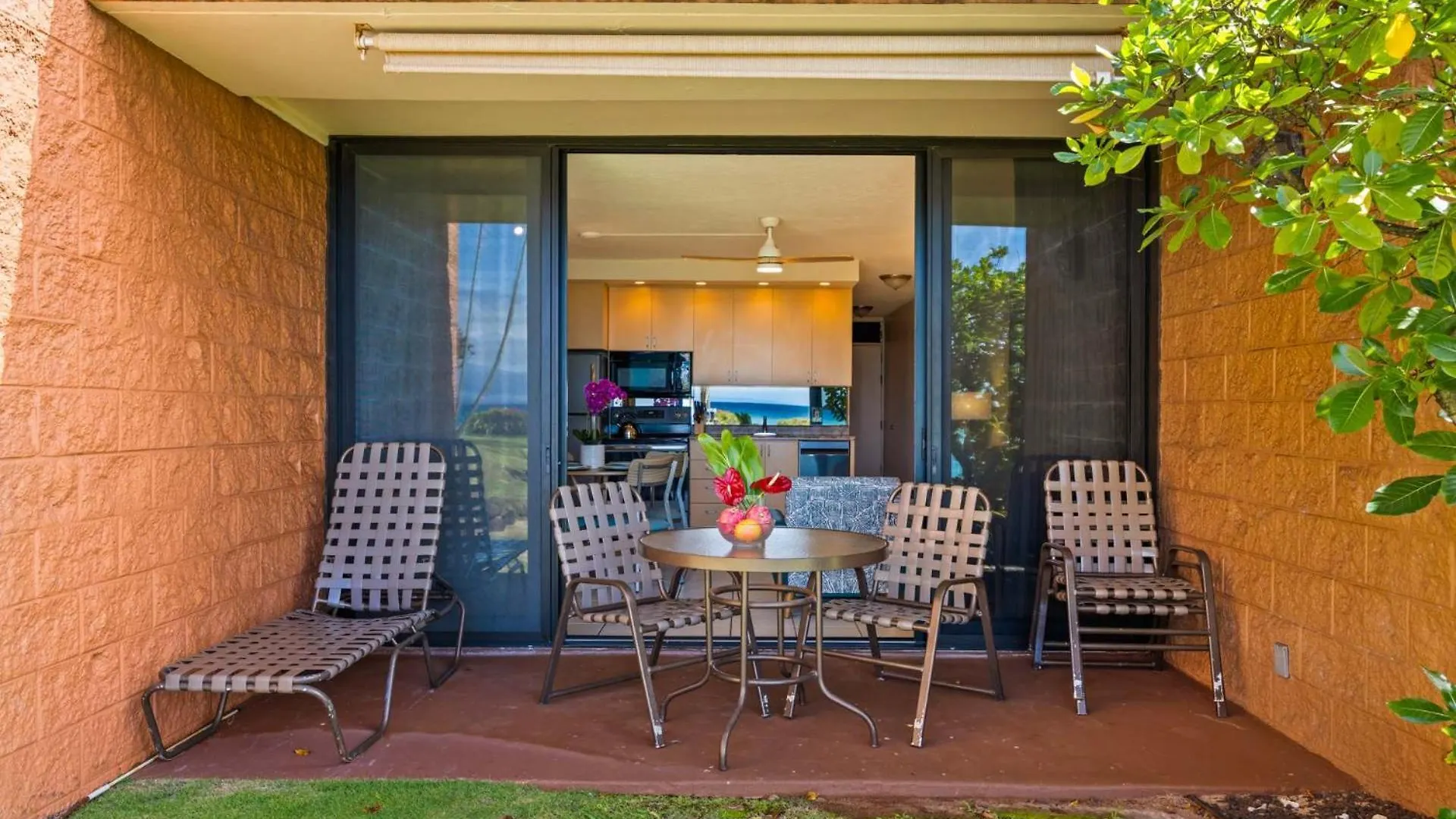 Kuleana Club #701 Oceanfront - 1 Bedroom 1 Bathroom - Ground Floor Kahana Holiday home