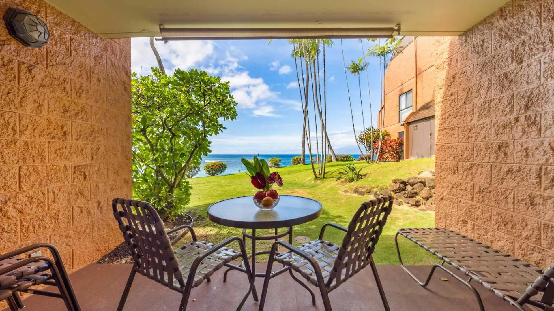Kuleana Club #701 Oceanfront - 1 Bedroom 1 Bathroom - Ground Floor Kahana 0*,  United States
